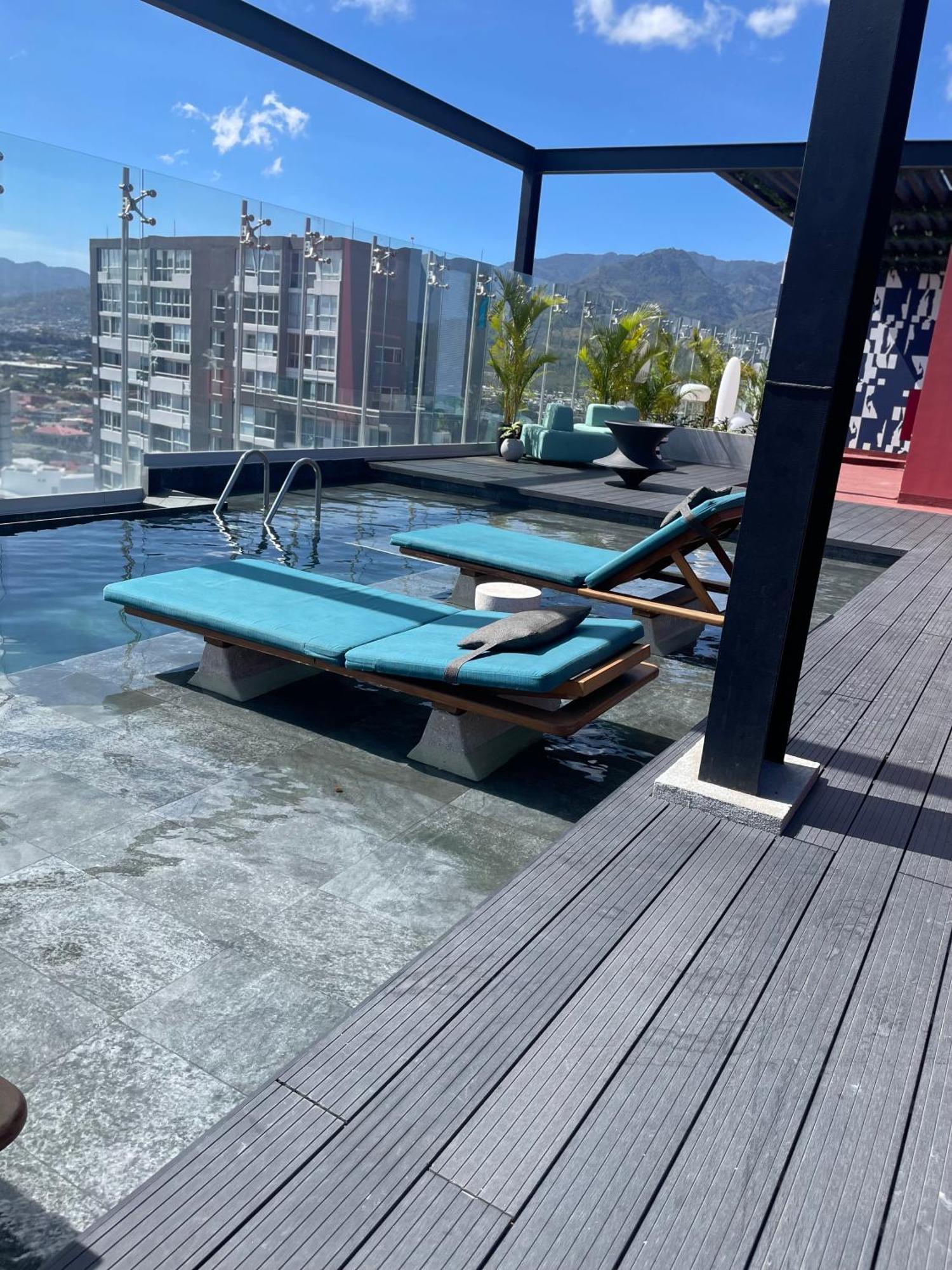 Skygarden Nunciatura Luxury Apartment #705 산호세 외부 사진