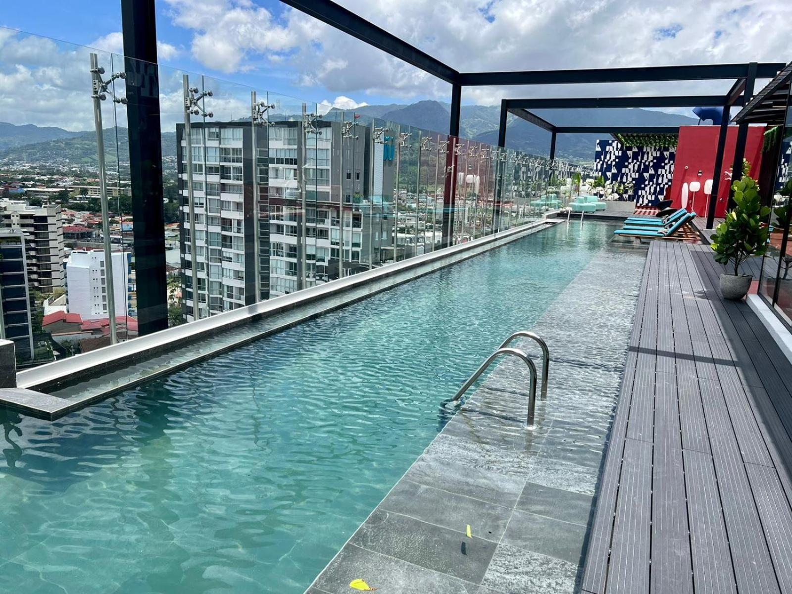 Skygarden Nunciatura Luxury Apartment #705 산호세 외부 사진